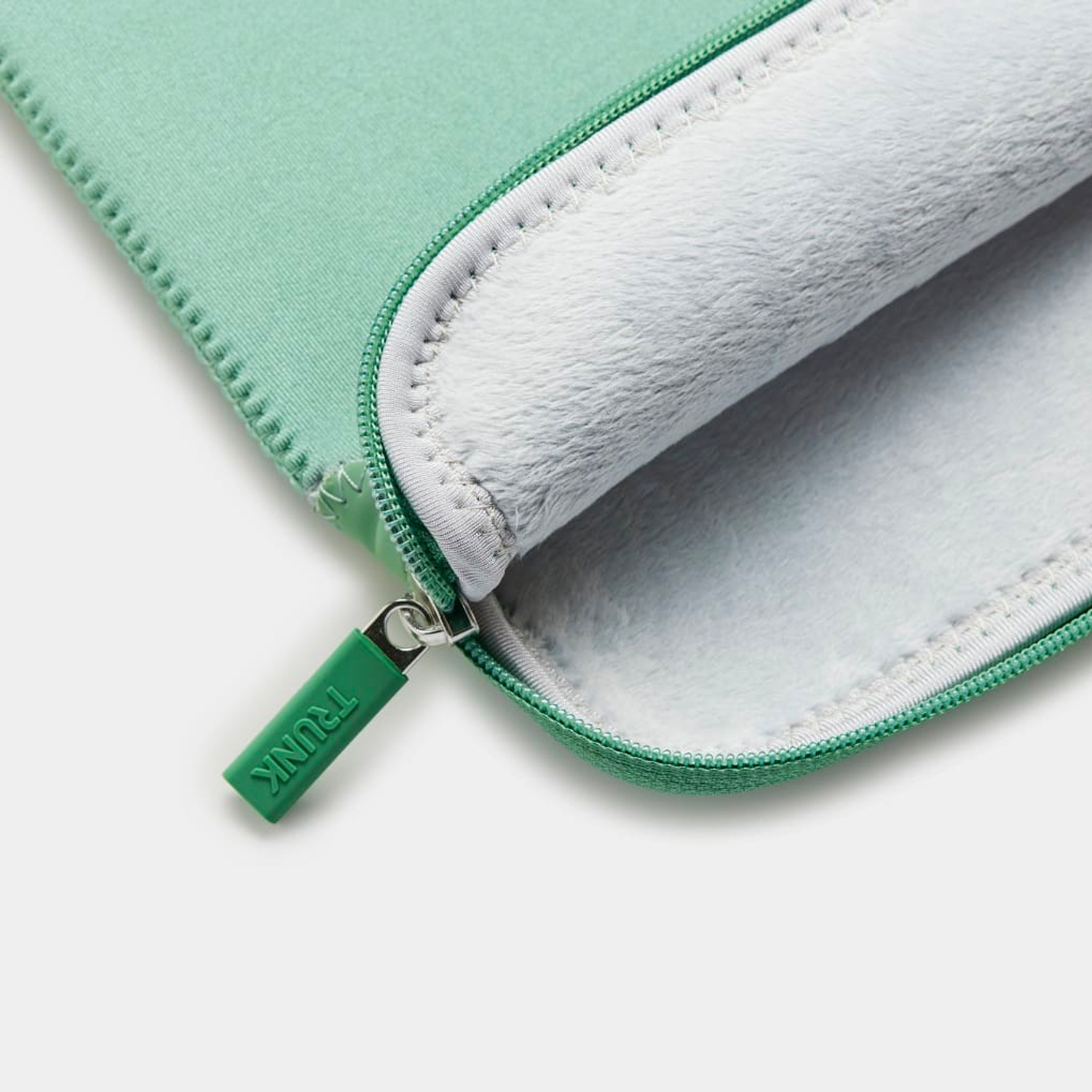 TRUNK NEOPRENE SLEEVE 13