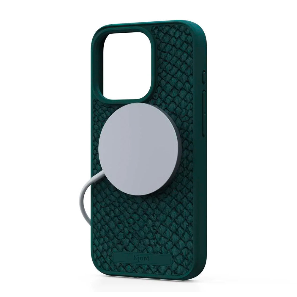 NJORD SALMON LEATHER MAGSAFE CASE FOR IPHONE 15 PRO GREEN
