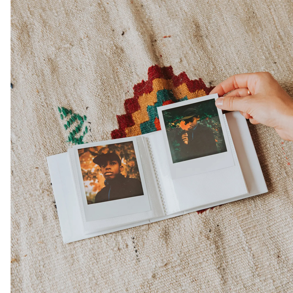 POLAROID PHOTO ALBUM SMALL WHITE