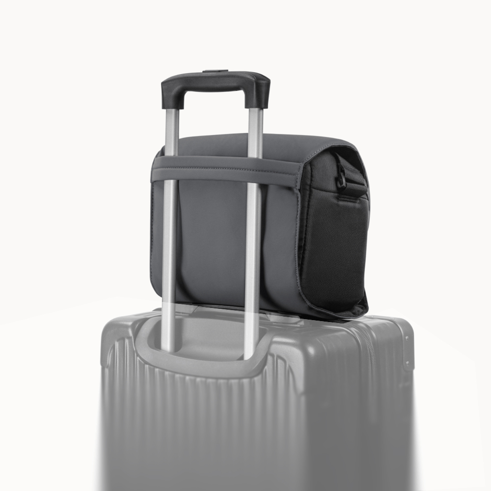 ANTIGRAVITY A1 SLING BAG
